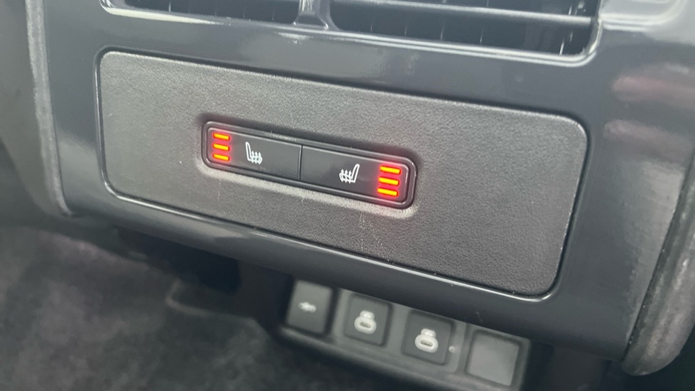 Used Land Rover Discovery 2022 for sale - 76623477: Photo 69