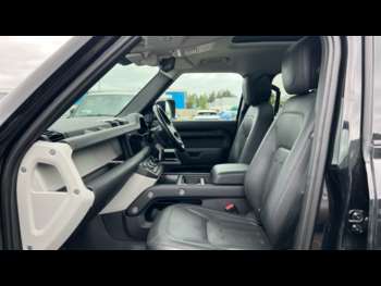 Used Land Rover Defender 2021 for sale - 74000971: Photo