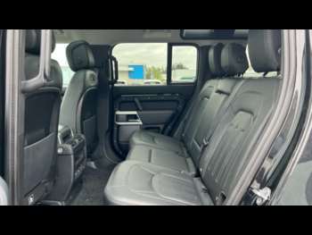 Used Land Rover Defender 2021 for sale - 74000971: Photo