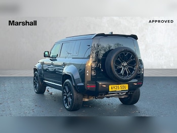 Used Land Rover Defender 2025 for sale - 76722178: Photo