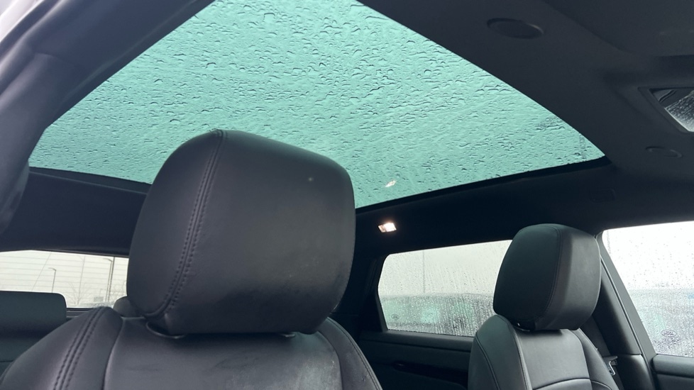 Used Land Rover Range Rover Evoque 2025 for sale - 76780103: Photo 20