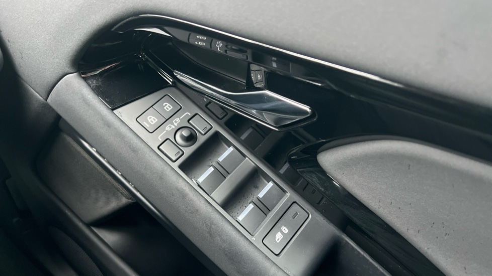 Used Land Rover Range Rover Evoque 2025 for sale - 76780103: Photo 49