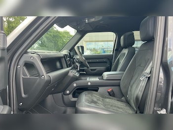 Used Land Rover Defender 2021 for sale - 75466342: Photo