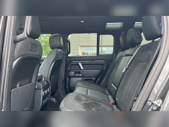 Used Land Rover Defender 2021 for sale - 75466342: Photo