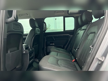 Used Land Rover Defender 2020 for sale - 75465938: Photo