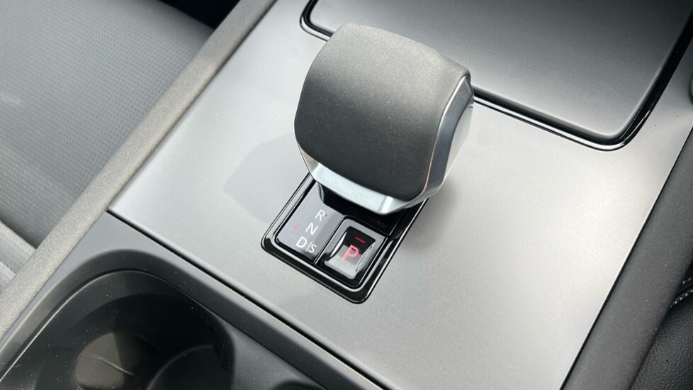 Used Land Rover Discovery Sport 2024 for sale - 76146217: Photo 13