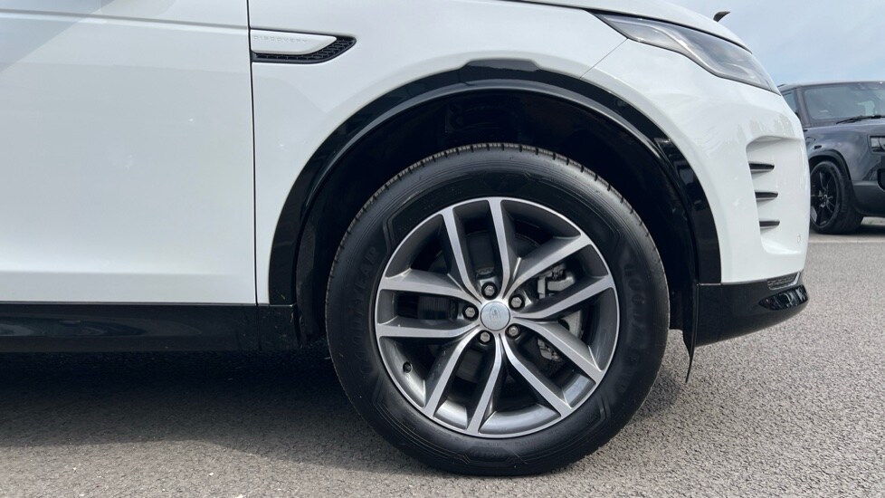 Used Land Rover Discovery Sport 2024 for sale - 76146217: Photo 33