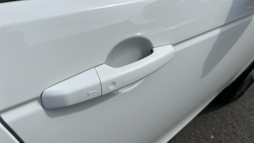 Used Land Rover Discovery Sport 2024 for sale - 76146217: Photo 35