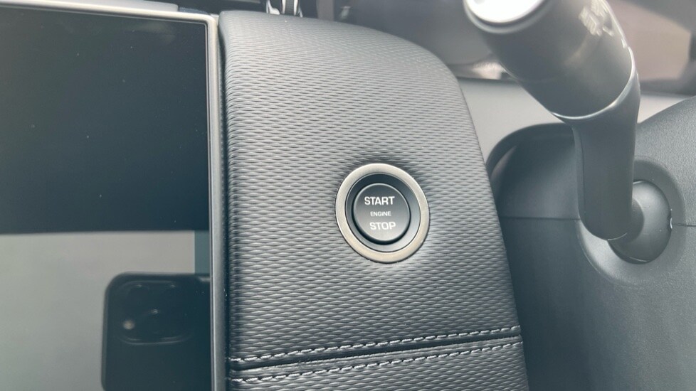 Used Land Rover Discovery Sport 2024 for sale - 76146217: Photo 39