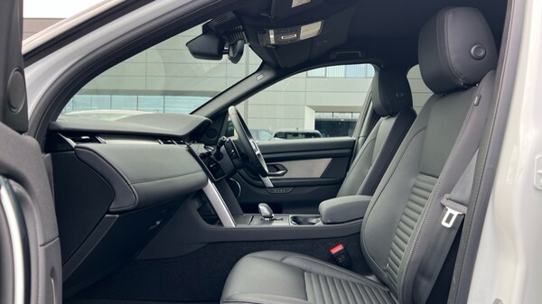 Used Land Rover Discovery Sport 2024 for sale - 76146217: Photo 3