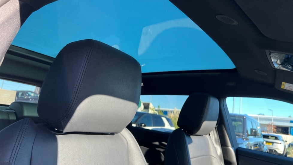 Used Land Rover Range Rover Evoque 2025 for sale - 76145980: Photo 20