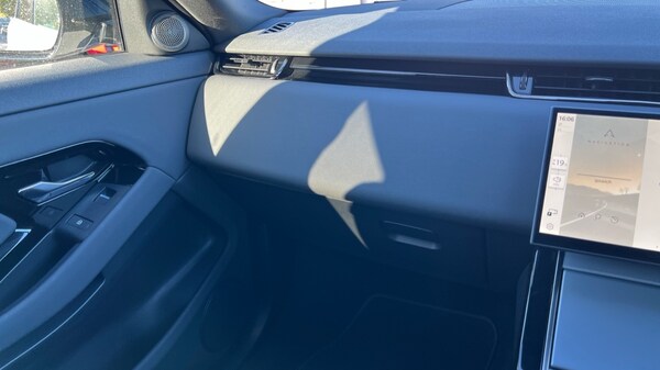 Used Land Rover Range Rover Evoque 2025 for sale - 76145980: Photo 21
