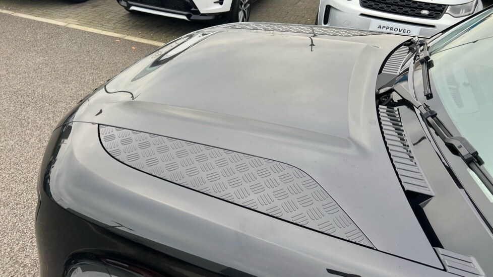 Used Land Rover Defender 2025 for sale - 76528883: Photo 21