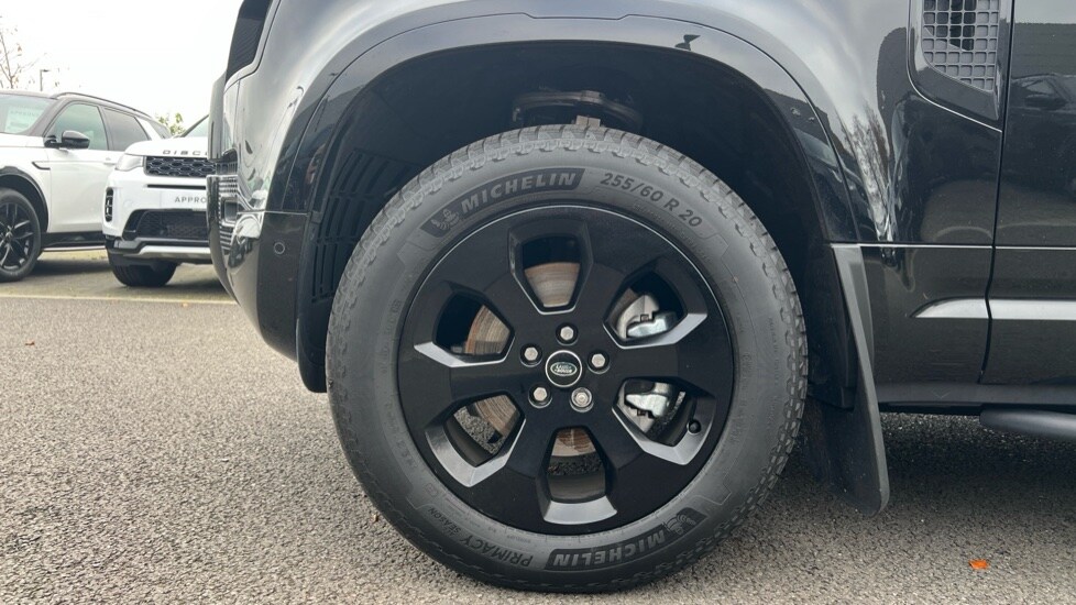 Used Land Rover Defender 2025 for sale - 76528883: Photo 31