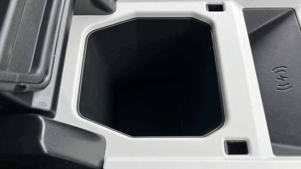 Used Land Rover Defender 2025 for sale - 76528883: Photo 43