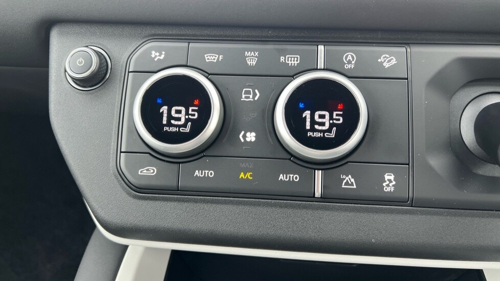 Used Land Rover Defender 2025 for sale - 76528883: Photo 69