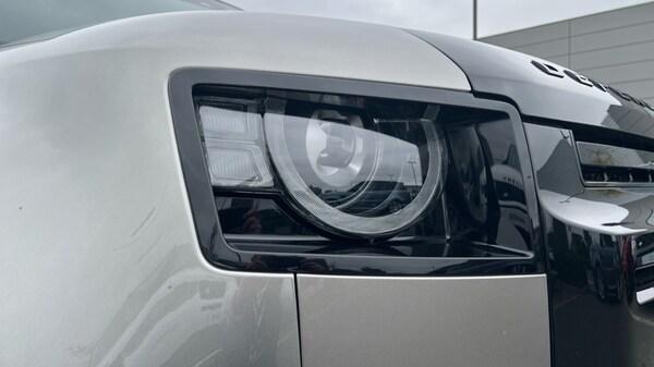 Used Land Rover Defender 2024 for sale - 76018081: Photo 17