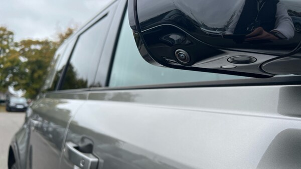Used Land Rover Defender 2024 for sale - 76018081: Photo 41