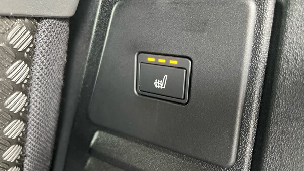 Used Land Rover Defender 2024 for sale - 76018081: Photo 69