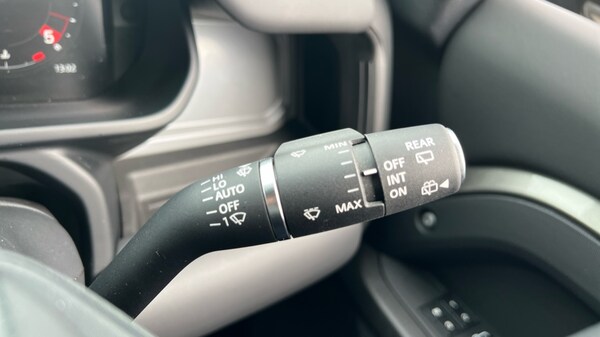 Used Land Rover Defender 2024 for sale - 76018081: Photo 77