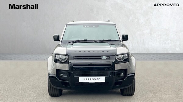 Used Land Rover Defender 2024 for sale - 76018081: Photo 7