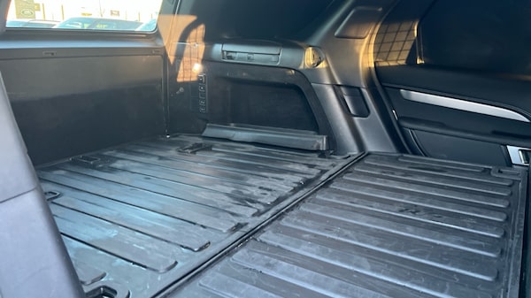 Used Land Rover Discovery 2023 for sale - 76229427: Photo 37
