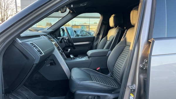 Used Land Rover Discovery 2023 for sale - 76229427: Photo 3