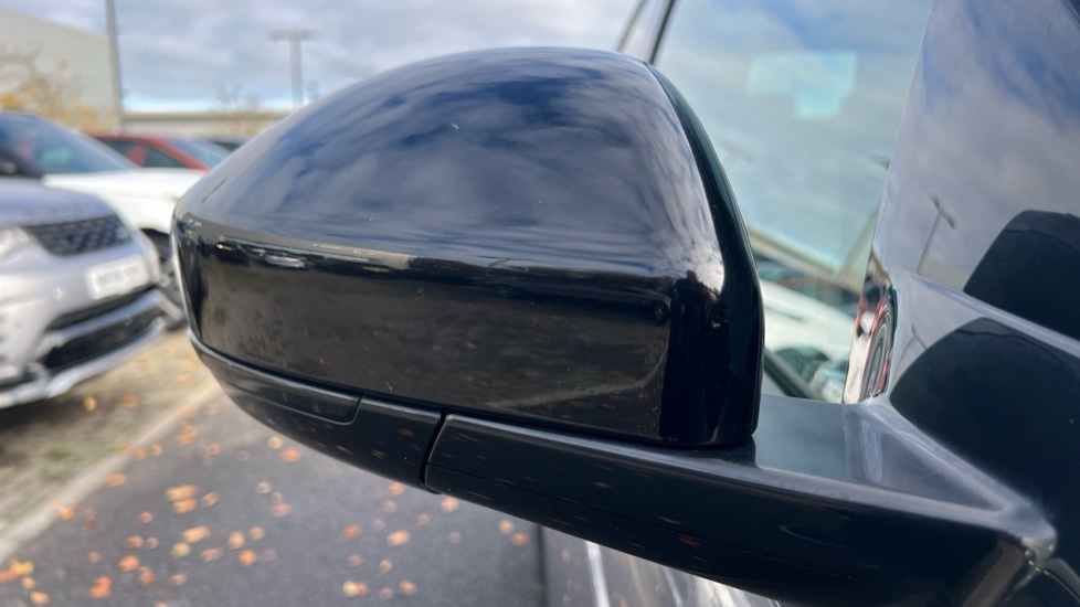 Used Land Rover Discovery Sport 2019 for sale - 76321846: Photo 34