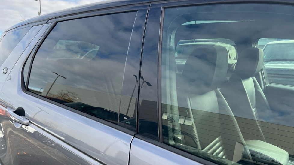 Used Land Rover Discovery Sport 2019 for sale - 76321846: Photo 35