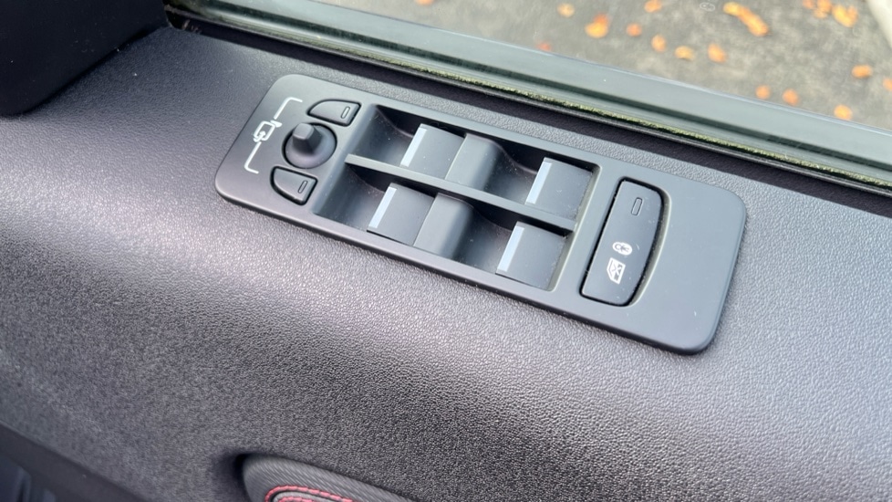 Used Land Rover Discovery Sport 2019 for sale - 76321846: Photo 44