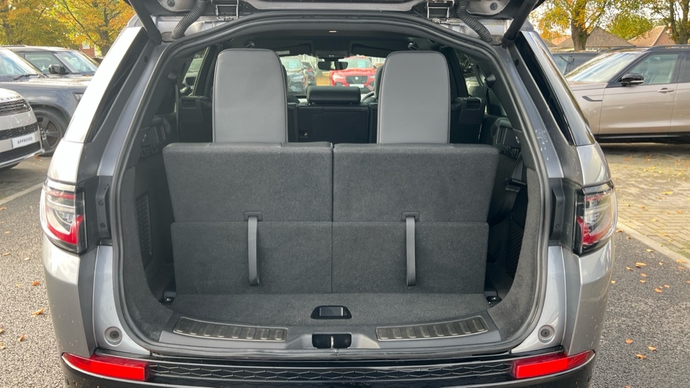 Used Land Rover Discovery Sport 2019 for sale - 76321846: Photo 53