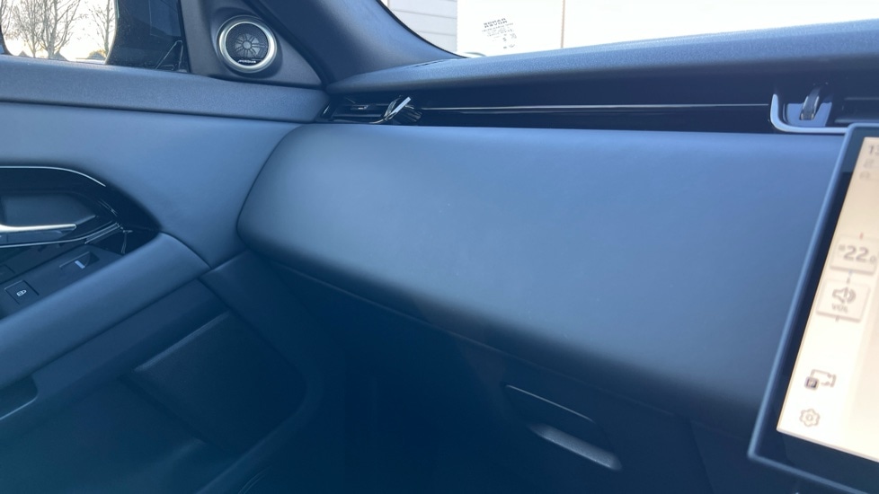 Used Land Rover Range Rover Evoque 2025 for sale - 76780094: Photo 21