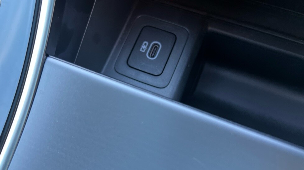 Used Land Rover Range Rover Evoque 2025 for sale - 76780094: Photo 40