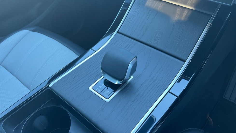 Used Land Rover Range Rover Evoque 2024 for sale - 76297601: Photo 13