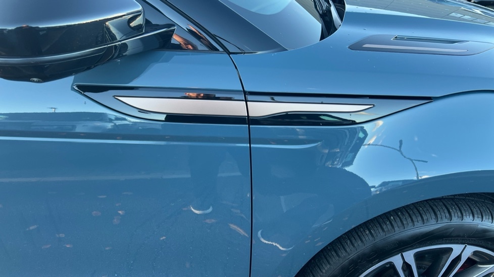 Used Land Rover Range Rover Evoque 2024 for sale - 76297601: Photo 22