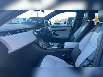 Used Land Rover Range Rover Evoque 2024 for sale - 76297601: Photo