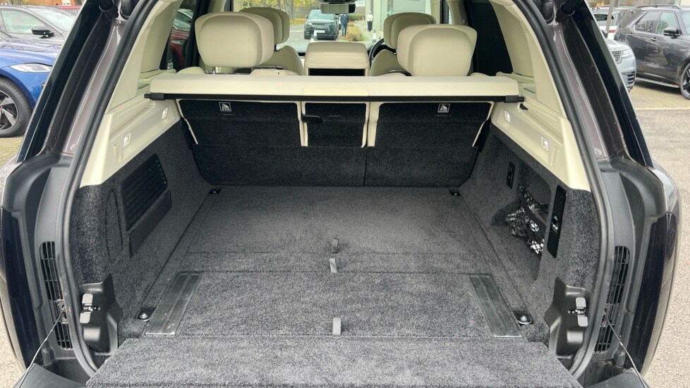 Used Land Rover Range Rover 2024 for sale - 76602986: Photo 10