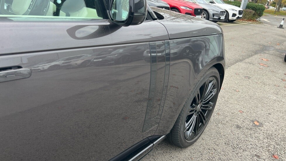 Used Land Rover Range Rover 2024 for sale - 76602986: Photo 24