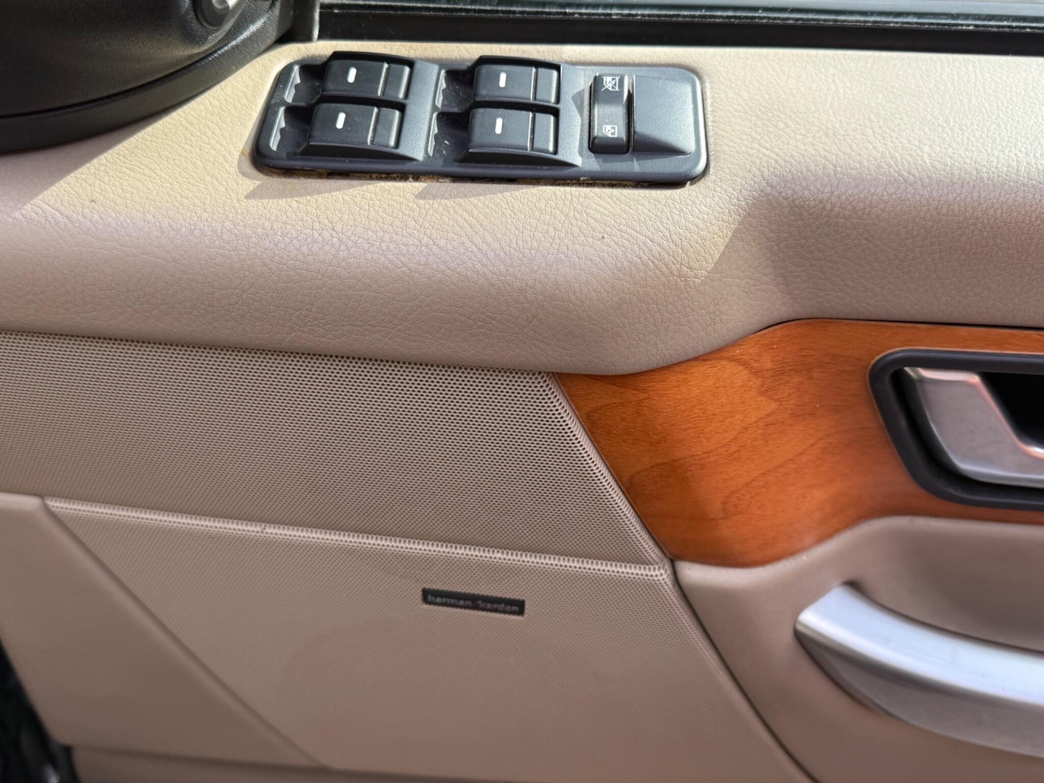 Used Land Rover Range Rover Sport for sale - 78057698: Photo 9