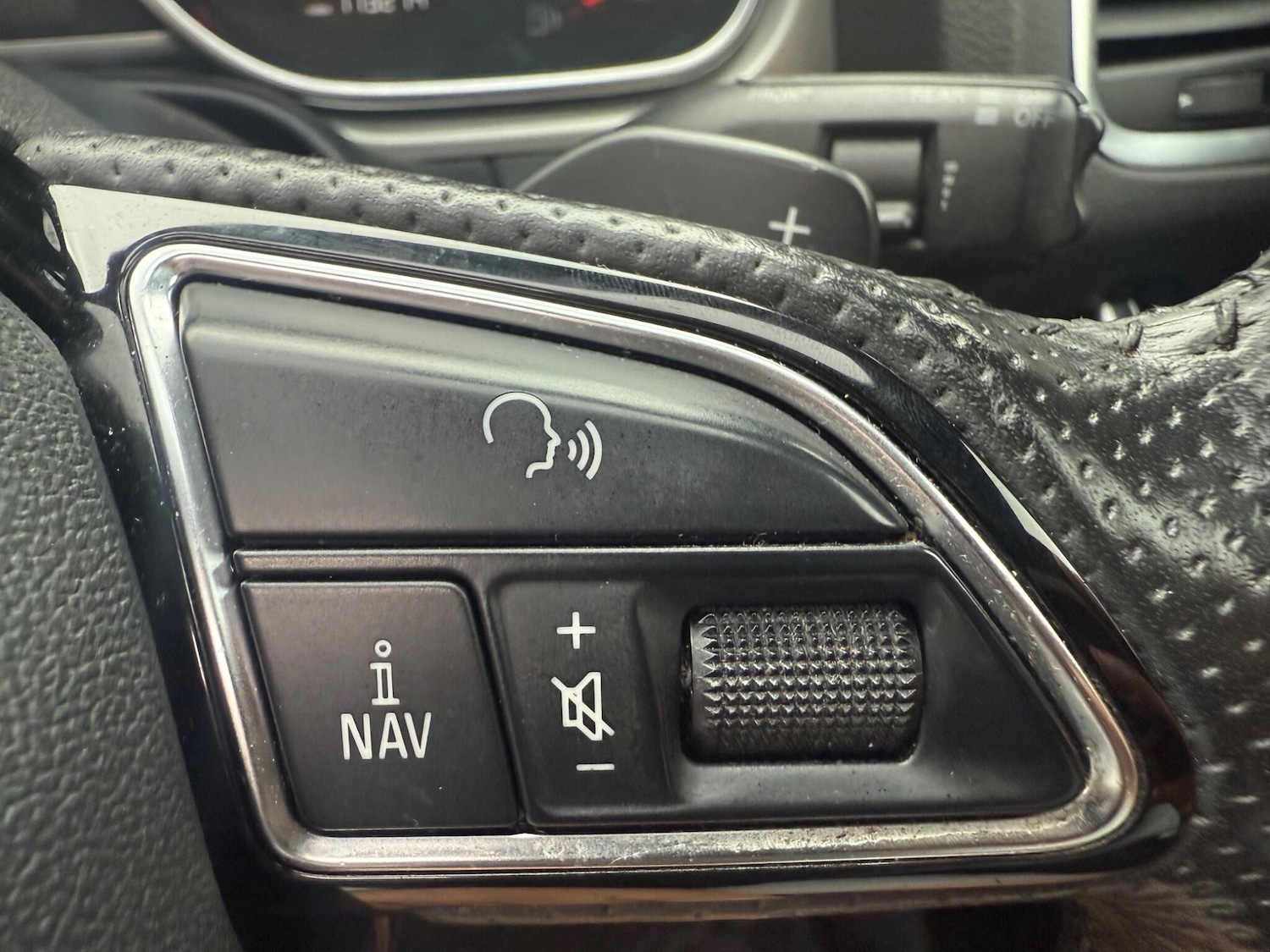 Used Audi Q7 2012 for sale - 78047636: Photo 15