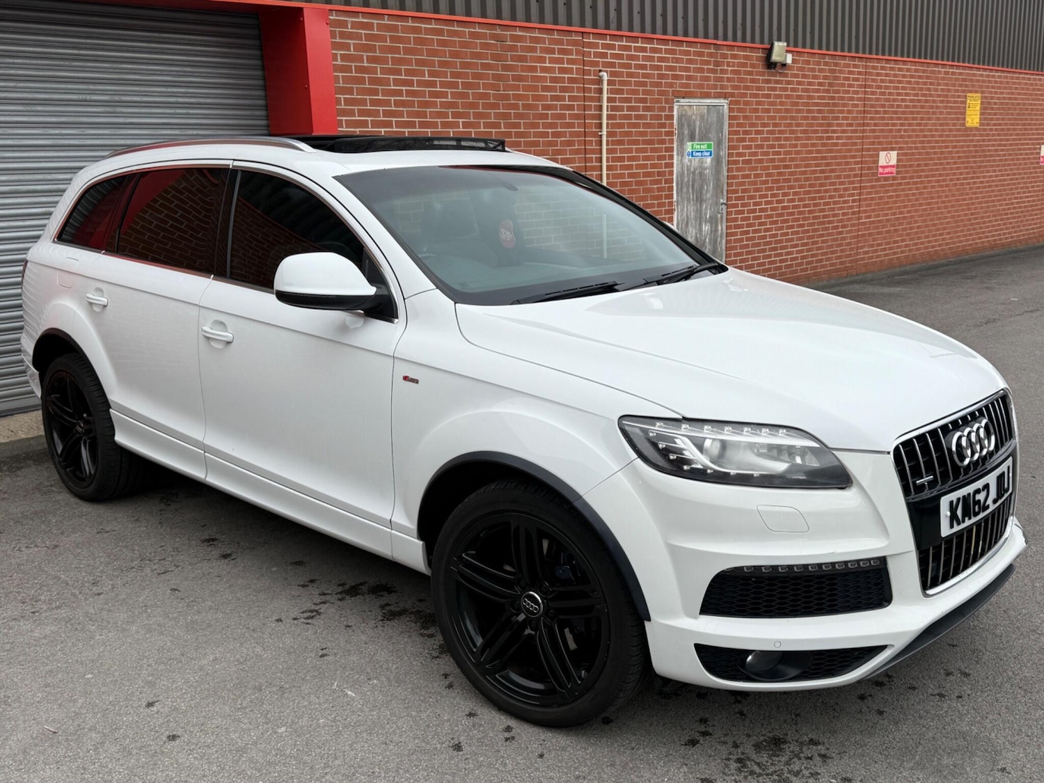 Used Audi Q7 2012 for sale - 78047636: Photo 2