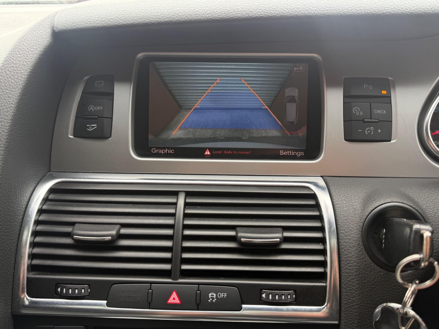 Used Audi Q7 2012 for sale - 78047636: Photo 21