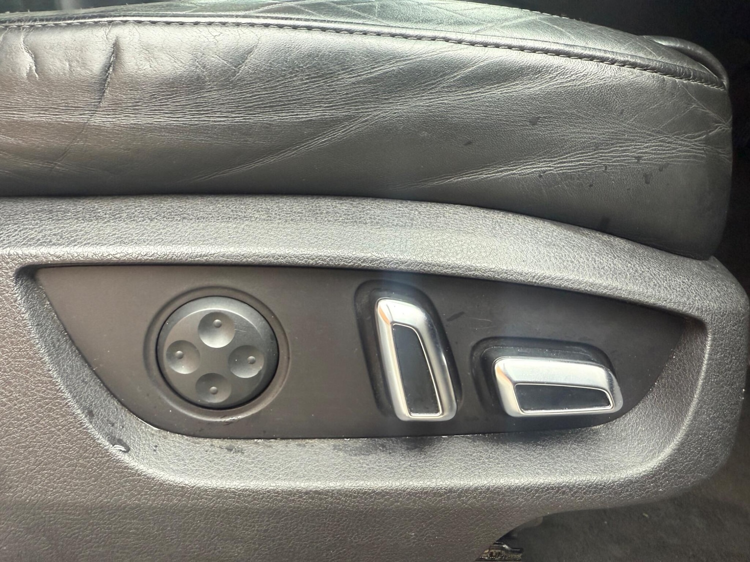 Used Audi Q7 2012 for sale - 78047636: Photo 30