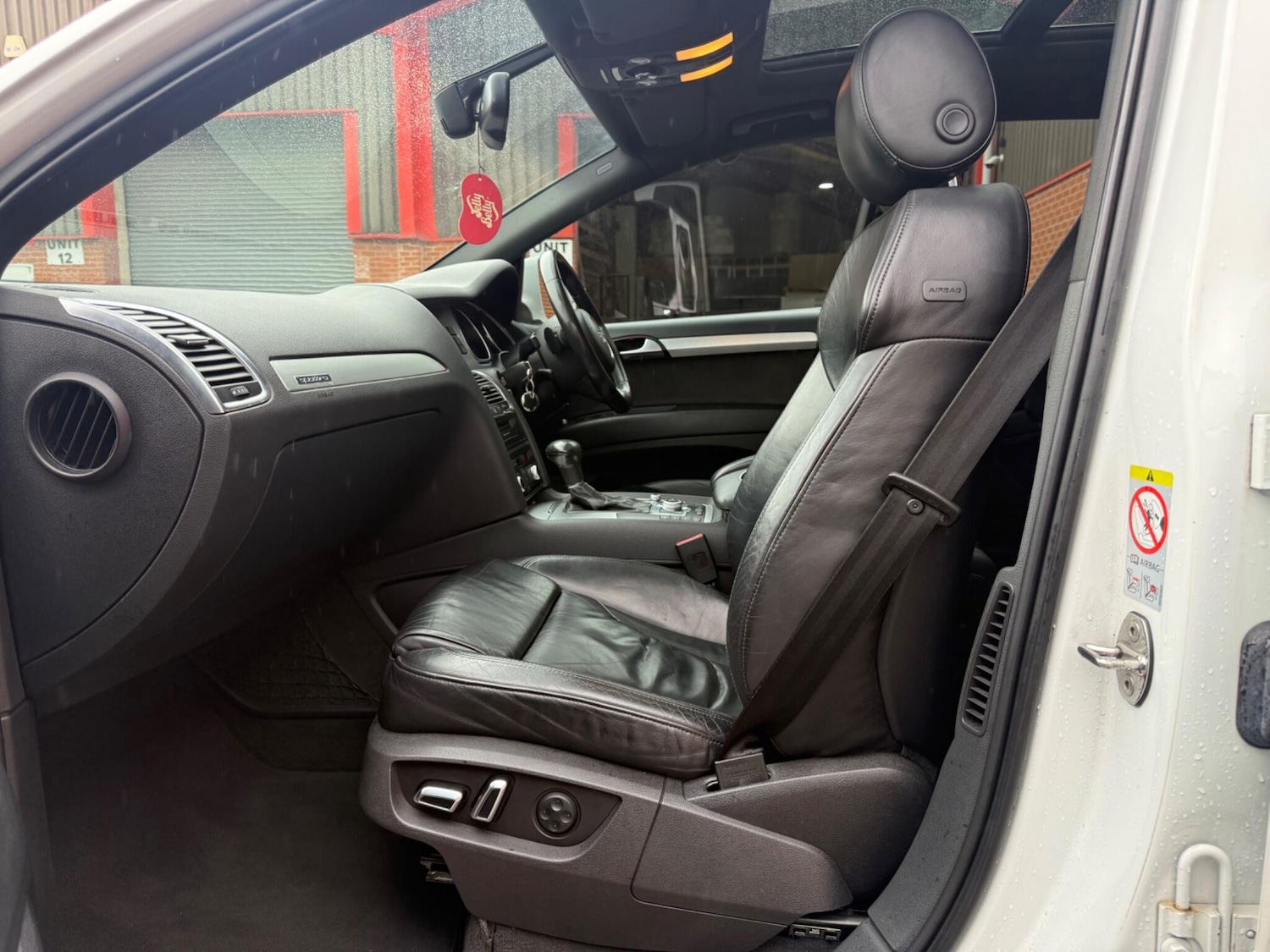 Used Audi Q7 2012 for sale - 78047636: Photo 33