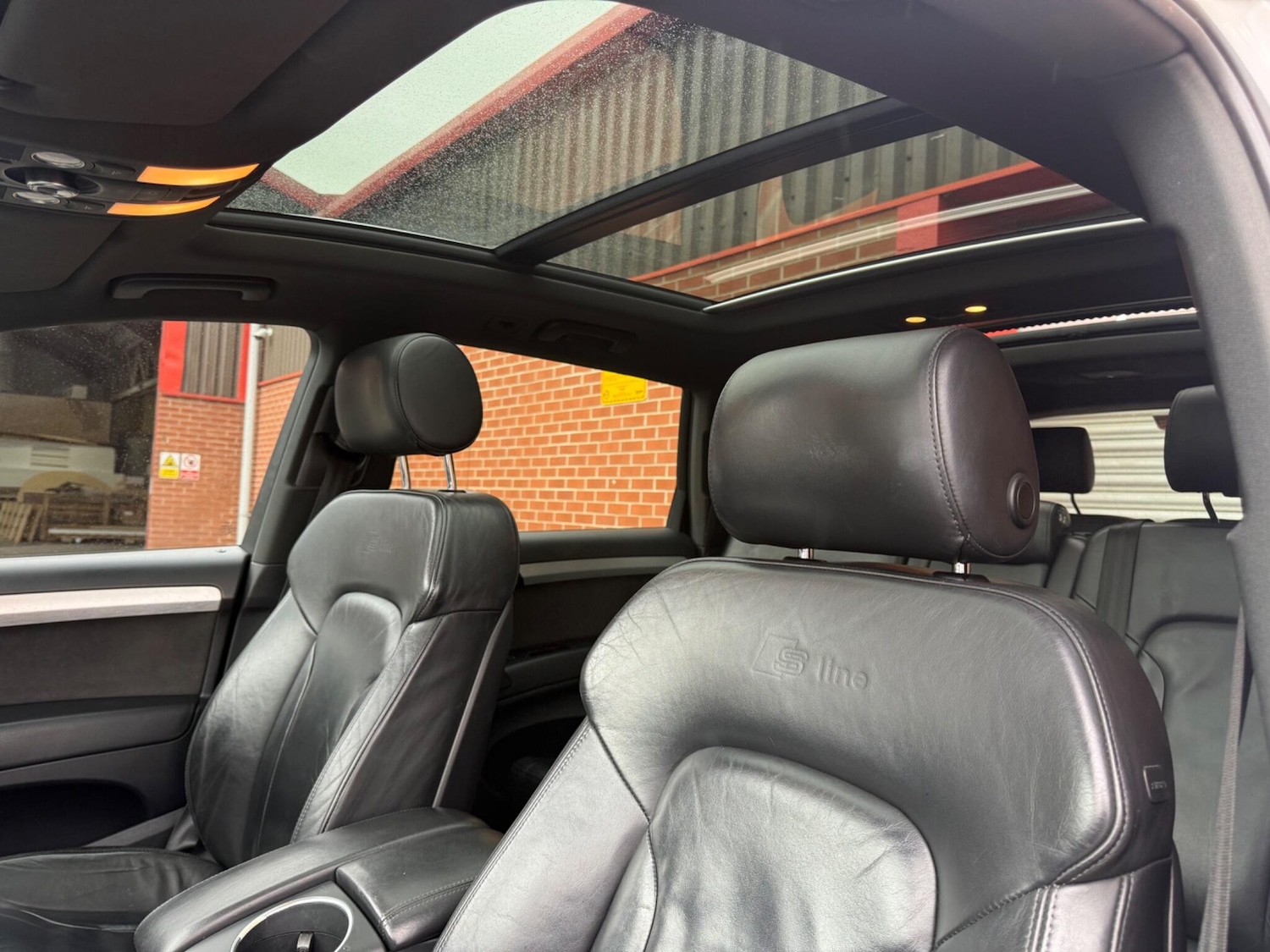 Used Audi Q7 2012 for sale - 78047636: Photo 36