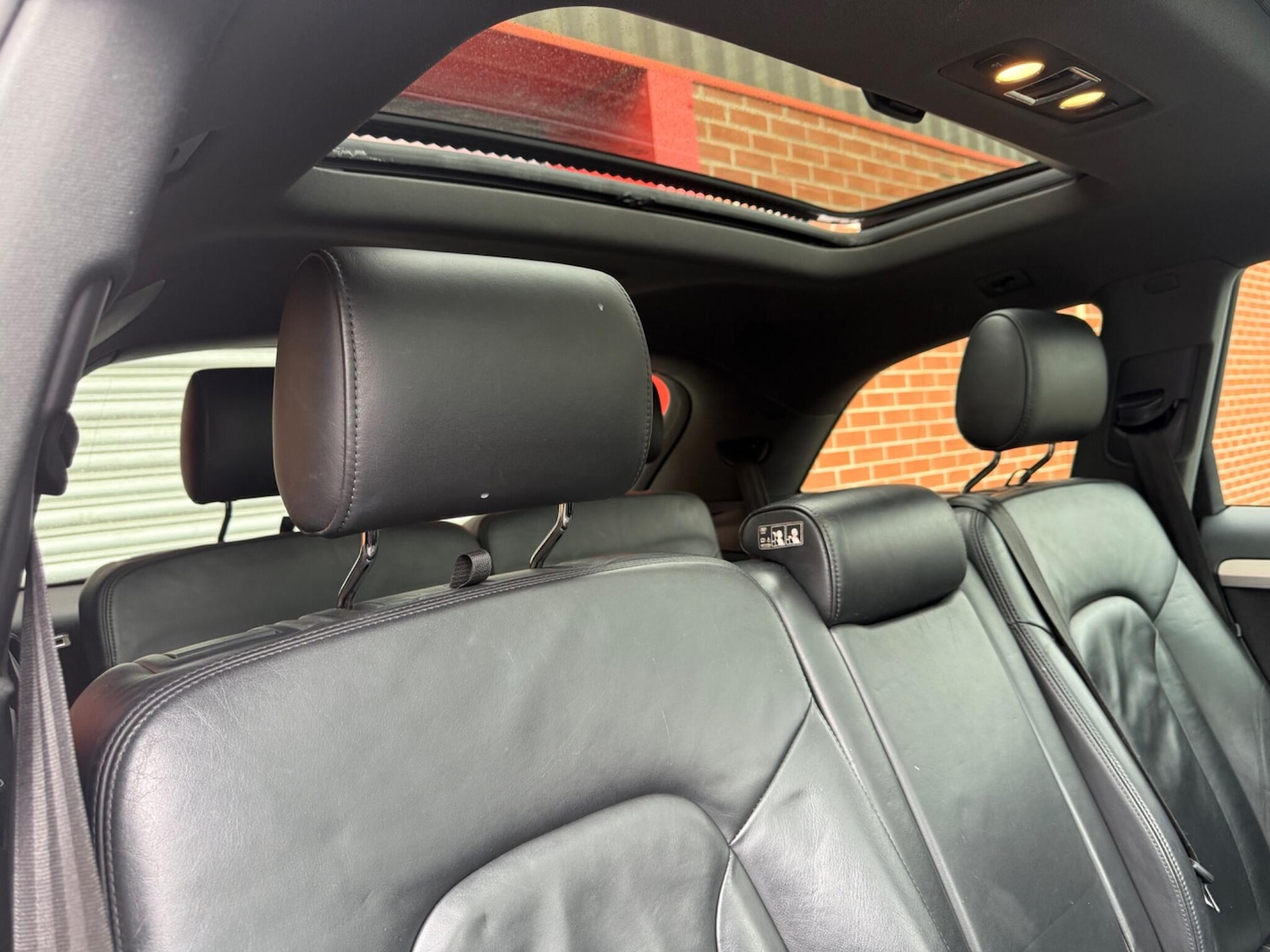 Used Audi Q7 2012 for sale - 78047636: Photo 41