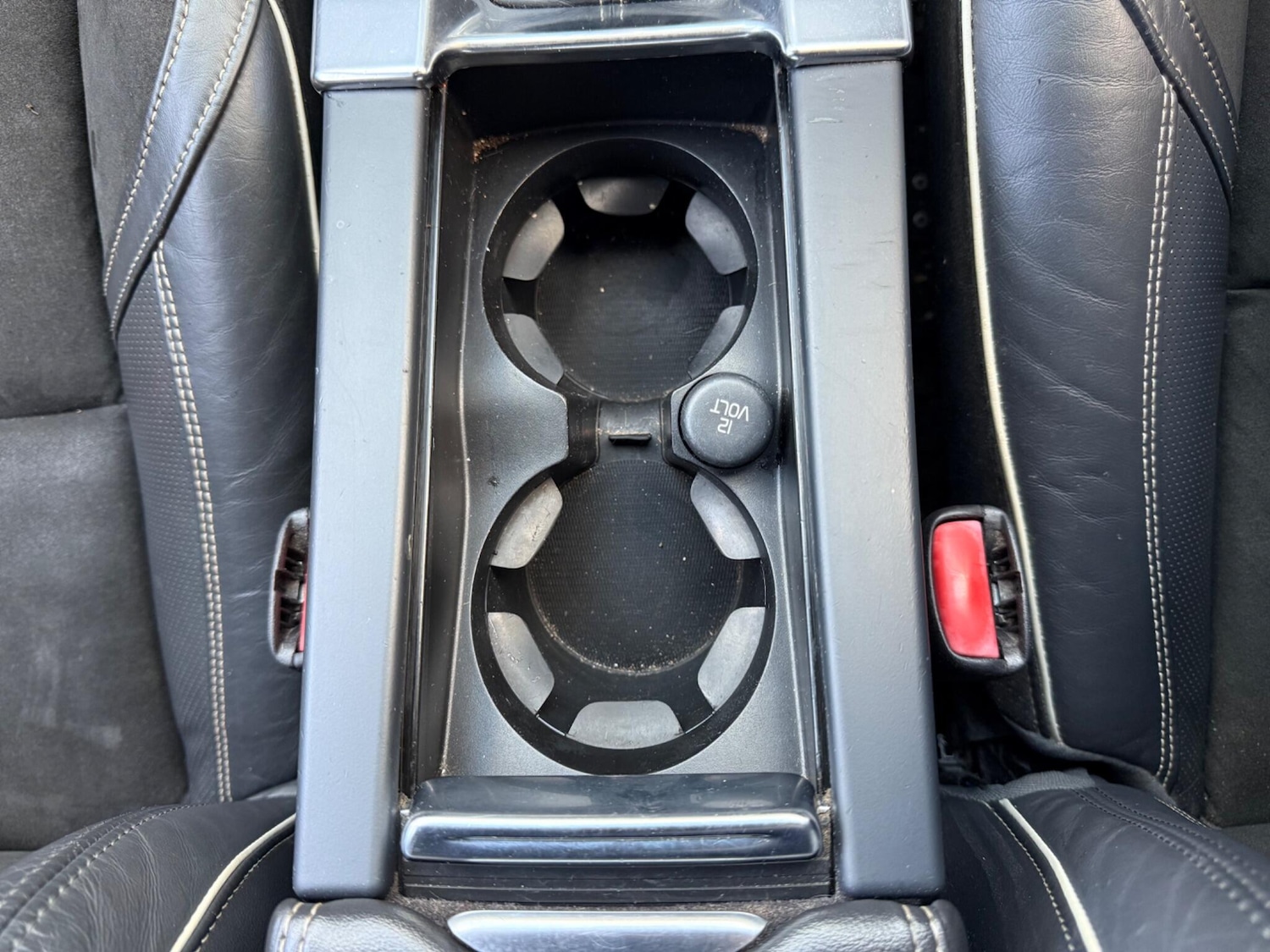 Used Volvo XC60 2015 for sale - 76993370: Photo 22