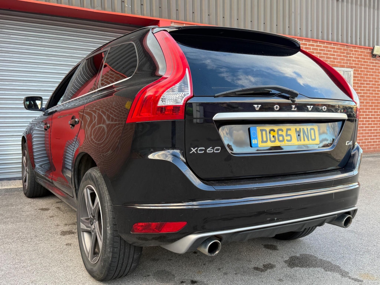 Used Volvo XC60 2015 for sale - 76993370: Photo 35