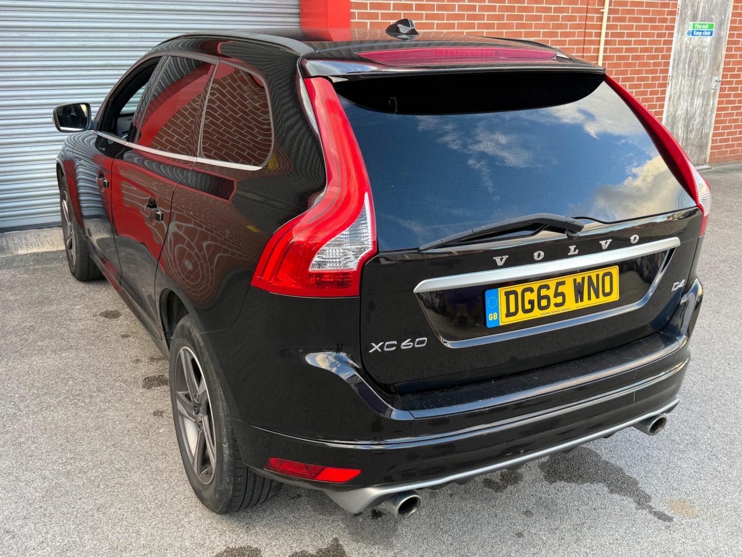 Used Volvo XC60 2015 for sale - 76993370: Photo 36