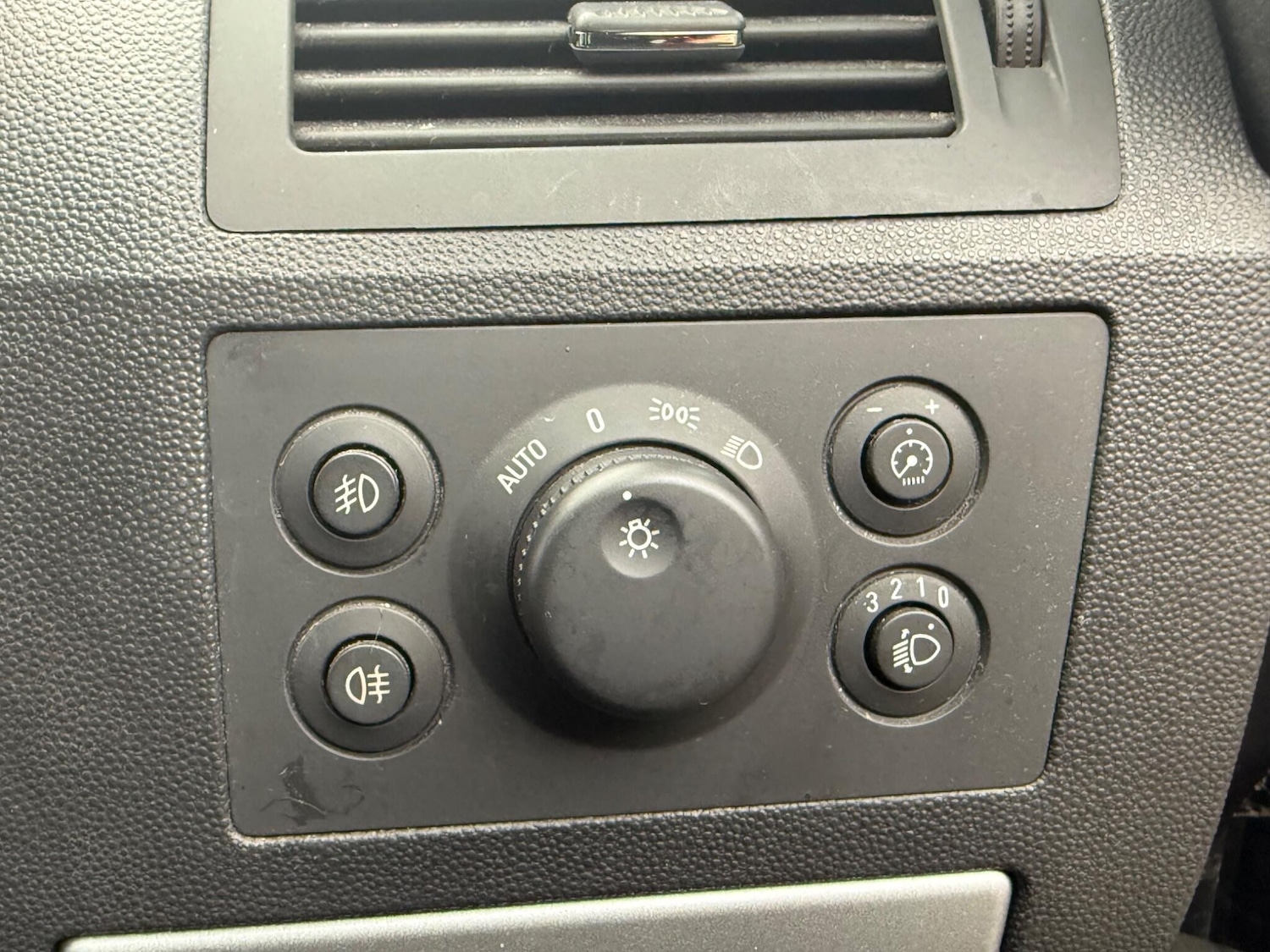 Used Vauxhall Zafira 2011 for sale - 77237663: Photo 10